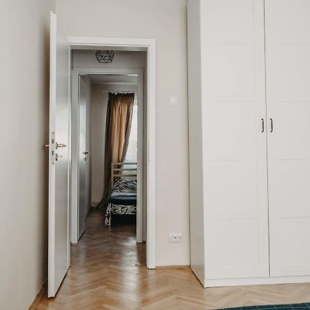 Business And Travel Central Apartment 티미쇼아라 외부 사진